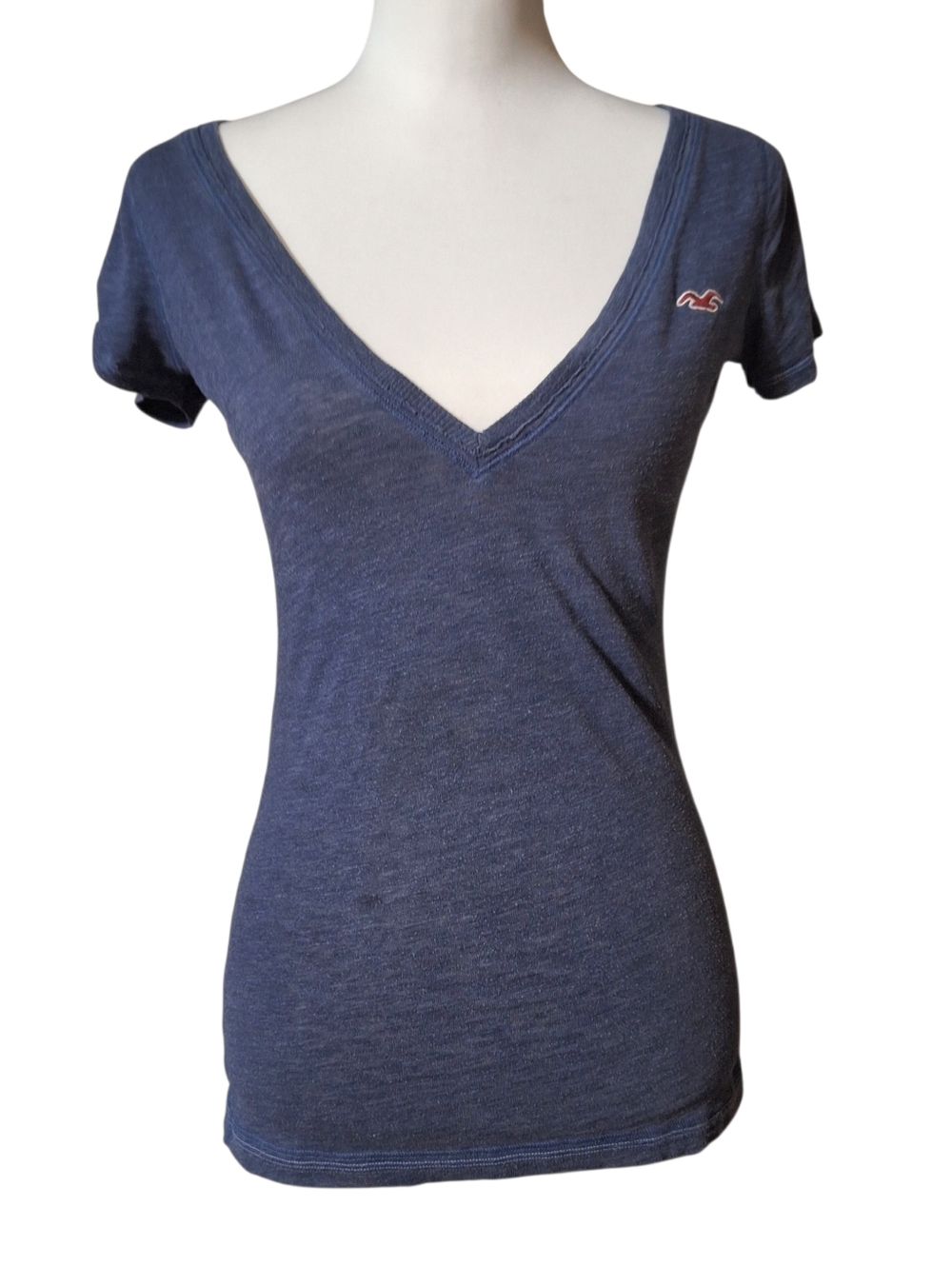 Hollister Womens S Y2K 00s Preppy Deep Vneck Bella Swan Twilight Tshirt 90s